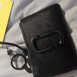 New With TAGS Compact Black Leather Wallet with Textured Finish